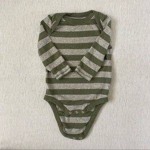 3-6 MO long sleeve onesie. Baby Gap